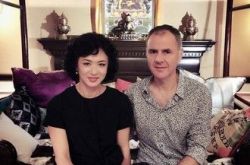 金星离婚12年又嫁前夫 为了孩子分手又重聚