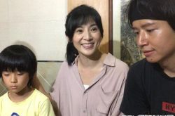 杨采妮抛夫弃子拍片 新加坡老婆安心在家带孩子