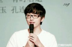 周星驰为什么讨厌白客？出演美人鱼成星爷迷弟