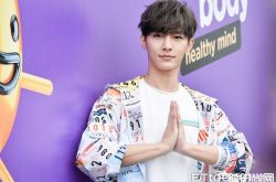 被当华研一哥？炎亚纶笑回我是林宥嘉的哥哥