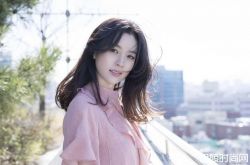 韩孝周整容了吗 韩孝周的脸怎么了