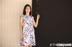 何韵诗邓九云分手 邓九云认交男友双性恋？