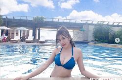 小优游振宜晒比基尼美照 4女神同框秀巨乳