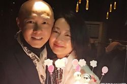 张卫健与老婆分居18年 背后原因全都为了她