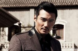 胡兵是g么0还是1 胡兵和神秘美女约会破同性恋传闻