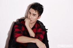 许镇耀是GAY吗？走红后黑料不断