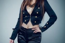 符琼音不红吗？巨乳秀中文宣传曲