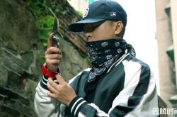 西奥sio经历坐牢是真的吗？因年轻叛逆而坐牢怎么回事