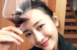 王鸥的婚史整容真的吗？王凯的新女友曾插足刘恺威婚姻