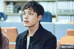 吕珍九的八卦黑历史 年少成名却更愿提升自己