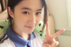 为什么都说刘亦菲可怜？迪士尼花木兰的女主是她