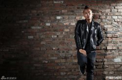 蔡鹭富二代家境怎么样？爆低调炫富开千万跑车