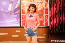 茵芙穿女仆护士装色诱 老公发狂半夜激战到日出超勇猛