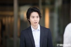 小越勇辉隐退原因是什么？和富二代有关系吗