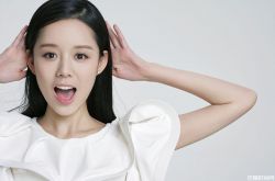 杨诚诚八字奶三围 两部剧火了杨诚诚