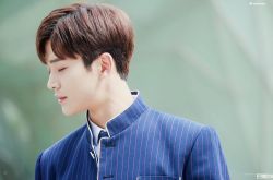 金路云家境背景揭秘 帅气又多金曾童星出道