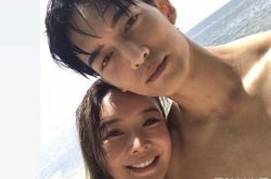 余函弥退出娱乐圈 被男友王家梁甩了