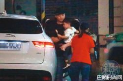 郭柏均搞大雪碧肚子 渣男带正宫小孩陪小三出游