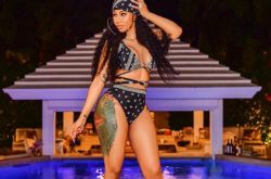 卡迪B巨球前门户大开 老公直接上手抓挡走光