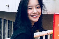 李庚希家境很好吗？住别墅父亲身份惊人