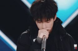 张颜齐大学在哪里读的？学历低受排挤是怎么回事