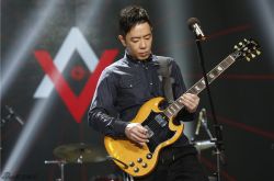 黄贯中为什么恨黄家驹 两人之间到底有何矛盾