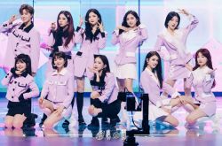 火箭少女毕业照成灵异照怎么回事