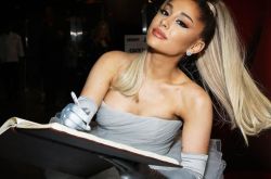 爱莉安娜15岁出道宣传照再度翻红 小天后最想销毁的黑历史