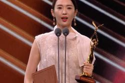 童瑶翻红血泪史曝光 爆给星二代男友戴绿帽