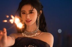 鞠婧祎鼻子会透光怎么回事