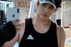 陈晓东被问有无容貌焦虑 表情僵硬整容了吗