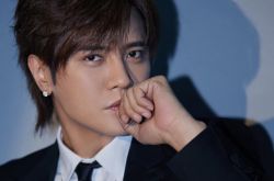 罗志祥爆在5亿豪宅偷盖极乐泳池怎么回事