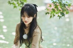 郑爽近照曝光 又动脸整容吗