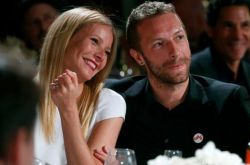 Coldplay主唱再传好事近 女友和前妻是闺密