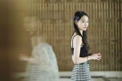 郑爽被抓包出轨 把男友当工具没价值就换