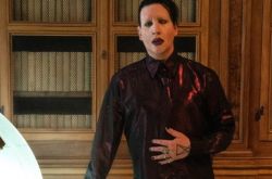 玛丽莲曼森恶心性事曝光 女星爆他豪宅有神秘炮房