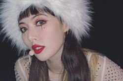 遭指称打同学巴掌 泫雅亲打脸爆料