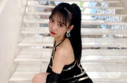 横野堇1星期睡2偶像 20岁史上最强BODY回应了