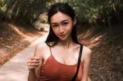 Toyz前女友LokYii怎么走红的 爆性感抖臀