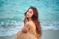 木村有希传下海真的吗？仅用贝壳遮胸爆写真