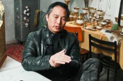 导演钱人豪老婆是谁？离婚终结10年情但是还同居