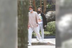 萧亚轩被狗咬事件疑点重重 男友爆片意外打脸