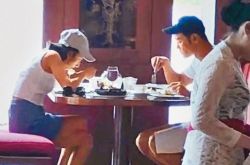 阮经天断开小16岁女星 女方友爆分手8个月