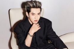 吴亦凡妈妈亲手送入坐牢 网友笑大义灭亲妈宝男的福报