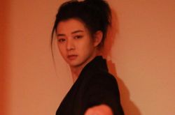 霍尊爆私下呛演艺圈 暗酸王源无才的小学生