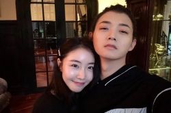 霍尊和前女友陈露的感情风波受到热议 好用爆分手他嚎啕大哭