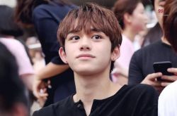 NCT成员Lucas黑料黑历史曝光 SM娱乐无回应怎么回事