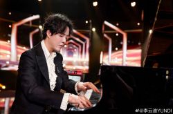 吴亦凡供出钢琴王子嫖娼 李云迪疑涉黄《披荆斩棘》遭打码