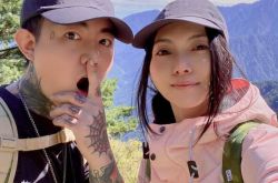 莉娅发文向Keanna道歉 很抱歉抢了妳的老公