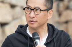 周杰出柜是gay吗？渣男行径黑历史曝光